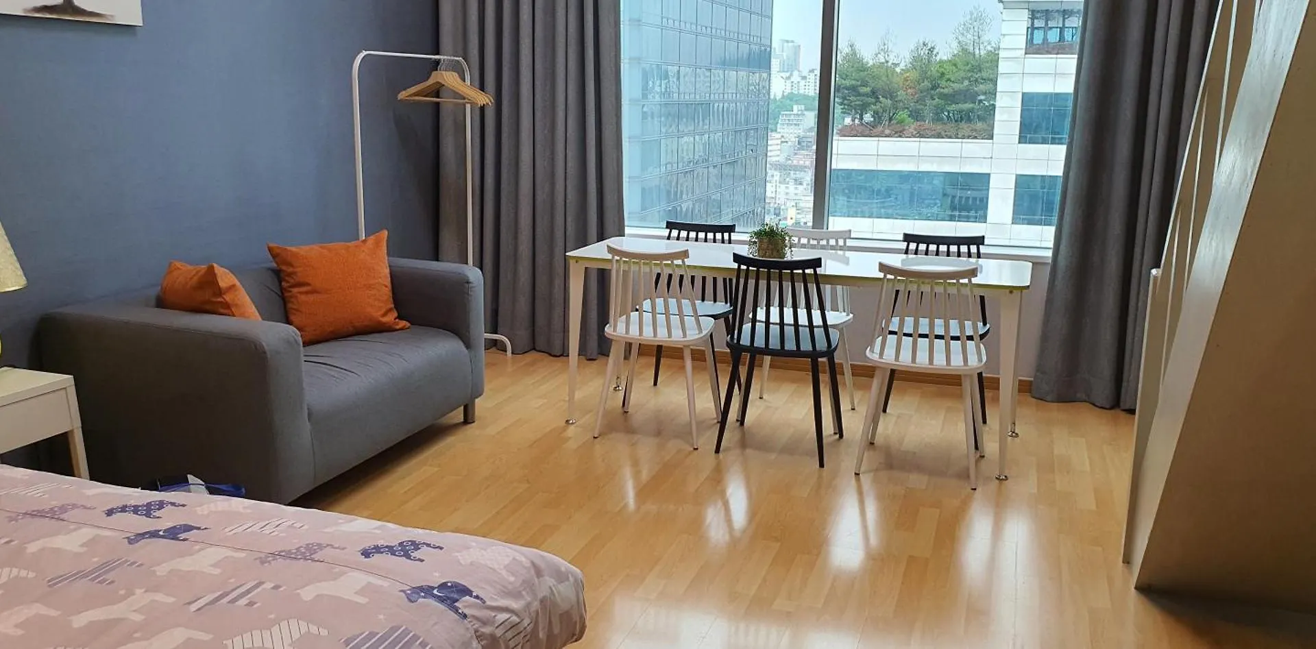Yull Aparttel Seoul